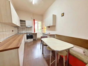 Apartament Spațios la Curte Comună | Ultracentral - imagine 9