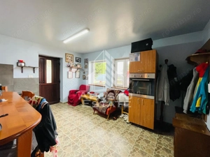Casa primitoare de vanzare in Iratosu /120mp+teren 1400mp - imagine 8