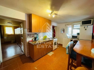 Casa primitoare de vanzare in Iratosu /120mp+teren 1400mp - imagine 7