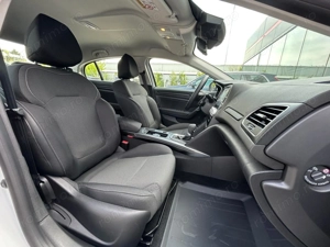 Renault Megane - imagine 14