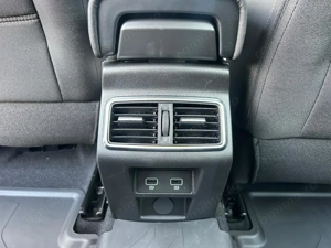 Renault Megane - imagine 17