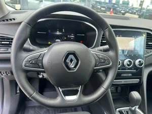 Renault Megane - imagine 18