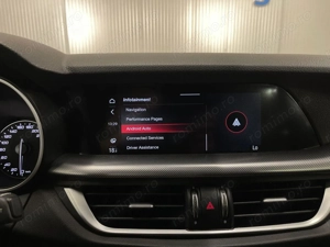 Alfa Romeo Stelvio - imagine 19