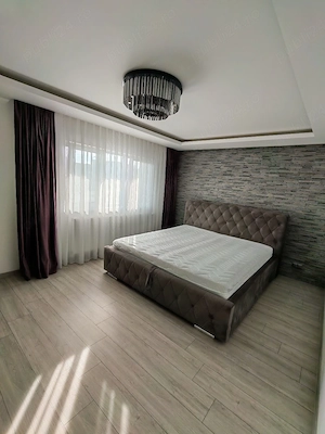 Apartament decomandat cu 2 camere 