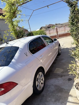 Skoda superb 2.0tdi - imagine 3
