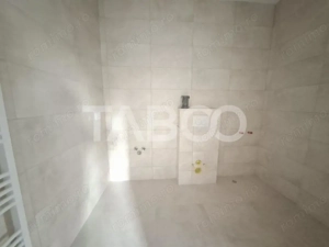 Garsoniera decomandata de vanzare in zona Centrala - cladire renovata - imagine 8