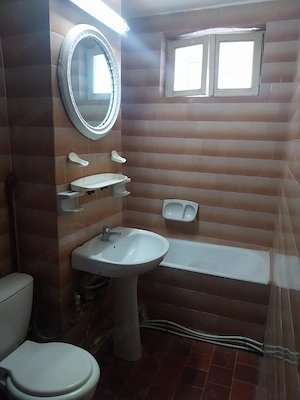 Apartament 4 camere, etaj 3, 91 mp.utili, str.Intrarea Castanului, fostă Pescarilor. - imagine 2
