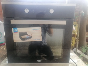 Vind cuptor incorporabil Beko 
