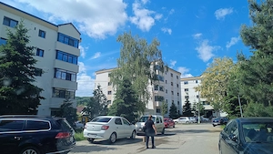 Apartament 3 camere in Poiana Campina