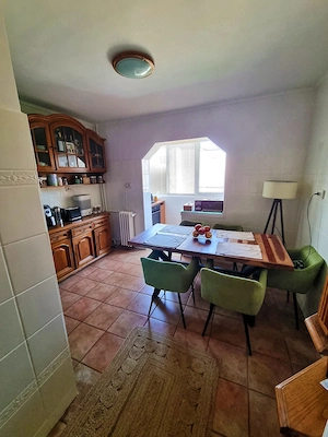 RAMDA,Apartament de vanzare 3 camere 2 balcoane zona Rogerius