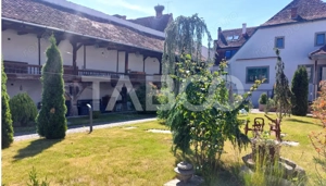 Casa cu 6 apartamente individuale gradina 253 mp langa mall Cisnadie - imagine 2