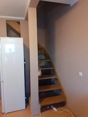 Apartament mansarda cu scara interioara - imagine 2
