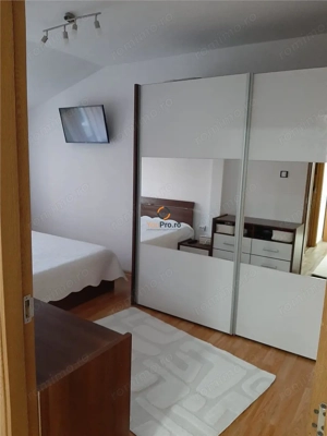 Decomandat cu centrala  2 camere Zona Dambovita Mansarda - imagine 6