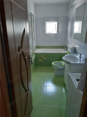 Decomandat cu centrala  2 camere Zona Dambovita Mansarda - imagine 11