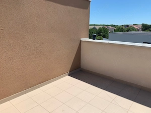 Inchiriez apartament 2 camere Dumbravita - imagine 9