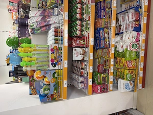 Vând rafturi magazin alimentar!!!