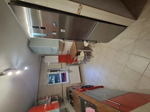 Apartament cu 2 camere semidecomandat 