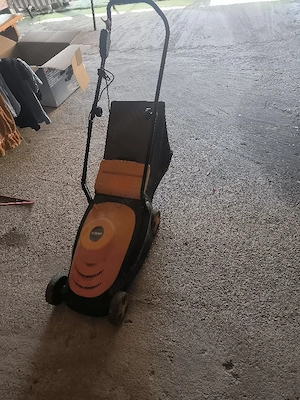 masina tuns gazon electrica