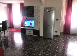 Apartament decomandat 3 camere, 71.86 mp, 2 bai, zona 1 Mai - imagine 3