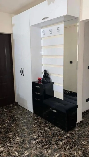 Apartament decomandat 3 camere, 71.86 mp, 2 bai, zona 1 Mai - imagine 10