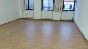 Spatiu central Sebes de inchiriat