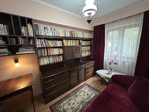 Inchiriez apart.2 cam.decom.central,A.Doinas,et.2 4, foarte ingrijit