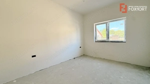 Duplex de vanzare pe parter, 3 camere - Mosnita Veche - Centru - imagine 9