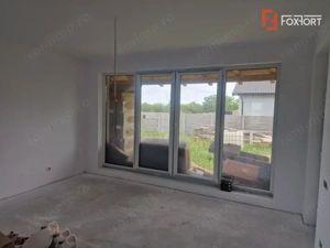 Casa cu 5 camere, 617 mp teren, Mosnita Veche - imagine 7