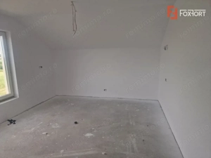 Casa cu 5 camere, 617 mp teren, Mosnita Veche - imagine 9