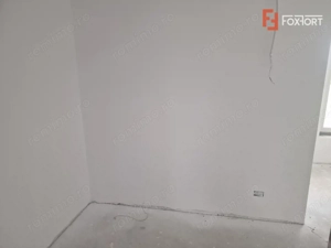 Casa cu 5 camere, 617 mp teren, Mosnita Veche - imagine 10
