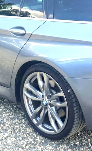 BMW M550d Touring XDrive*HUD*Pano*Adaptive LED*Harman Kardon*ACC - imagine 5
