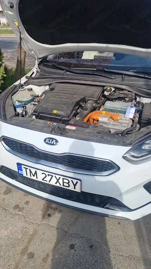 Kia ceed sportwagon plugin hibrid phev 2020 cu ambreiaj defect - imagine 5