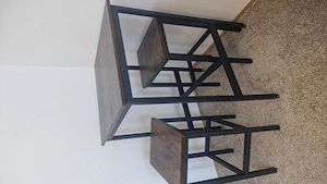Vand urmatoarele piese de mobilier