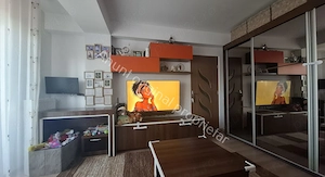 Apartament 2 camere complet mobilat si loc de parcare inclus