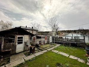 Casă P+1 cu teren 2.470 mp, livadă, anexe și gospodărie completă   Mîrțești, Săpata, Argeș - imagine 10