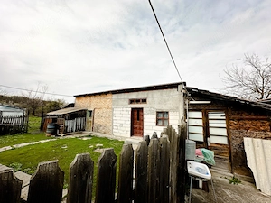 Casă P+1 cu teren 2.470 mp, livadă, anexe și gospodărie completă   Mîrțești, Săpata, Argeș - imagine 9