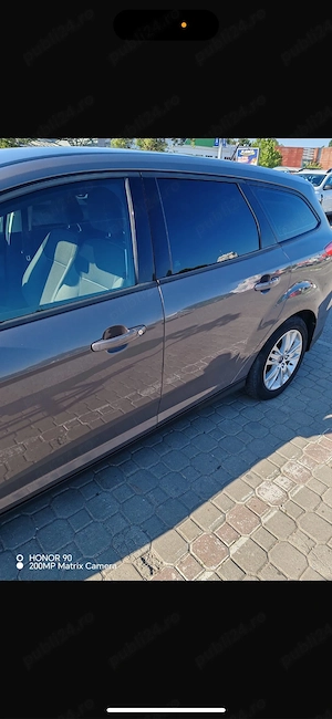 vand ford focus 2012