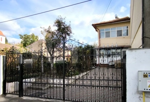 Casa P+E, 110 mp utili pe 357 mp teren, stradal, vad si flux intens, zona BILLA!