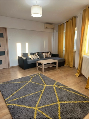 Inchiriez apartament cu doua camere 