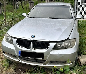 Vand BMW seria 3 E90 pentru piese negociabil 2.0 CP cutie automata 2006