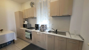 Apartament cu 3 camere,2 bai,mobilat,etaj 1,Dumbravita Kaufland - imagine 7