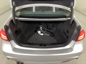 BMW Seria 3 - imagine 13