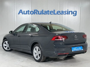 Volkswagen Passat - imagine 4