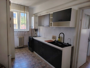 Inchiriez apartament - imagine 2