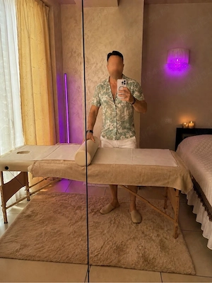 Masaj de relaxare intr-o atmosfera linistita si discreta 