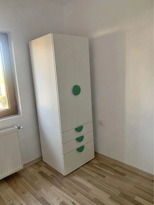 Mobilier copii   pat lemn pin 100x200 cu saltea Timflex + dulap IKEA, stare impecabilă