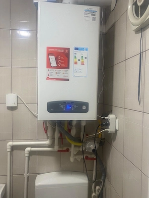 Persoana fizica ofer spatiu comercial Sos.Colentina-zona Carrefour-43mp,380V,apa,gaze,A C. 770 euro - imagine 6