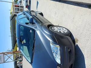 Ford Focus MK2 1.6TDCI GHIA break - imagine 2