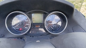 Piaggio MP3 250cc - imagine 3