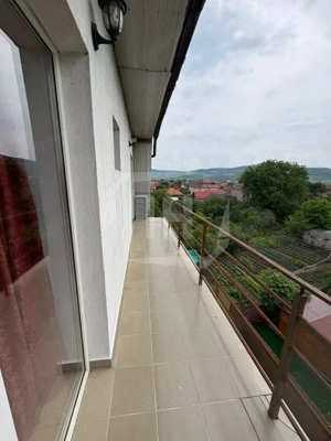 Apartament 2 dormitoare, mobilat si utilat, balcon - imagine 8